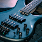 how many frets on a guitar - bass